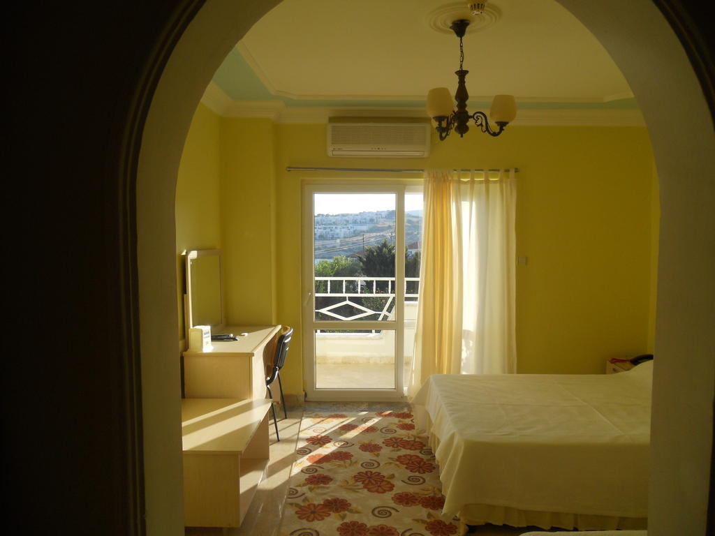 Baris Hotel Erdemli Екстериор снимка