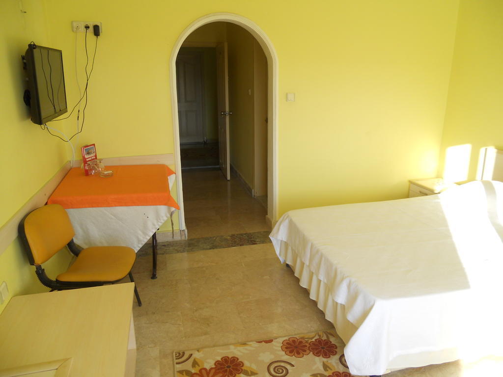 Baris Hotel Erdemli Екстериор снимка