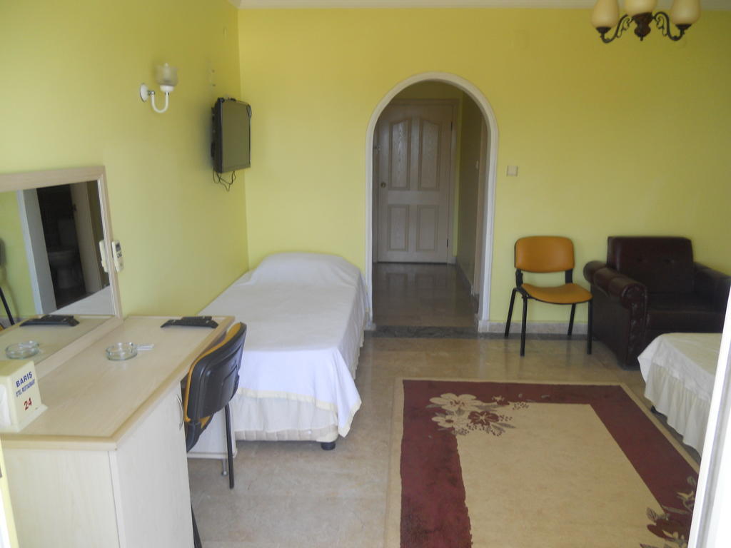 Baris Hotel Erdemli Екстериор снимка