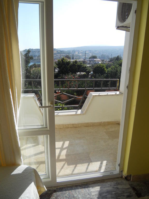 Baris Hotel Erdemli Екстериор снимка