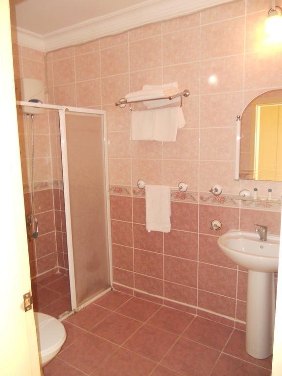 Baris Hotel Erdemli Стая снимка