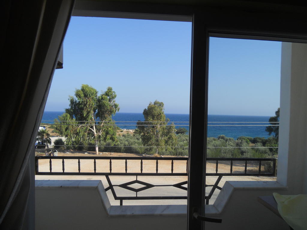 Baris Hotel Erdemli Екстериор снимка
